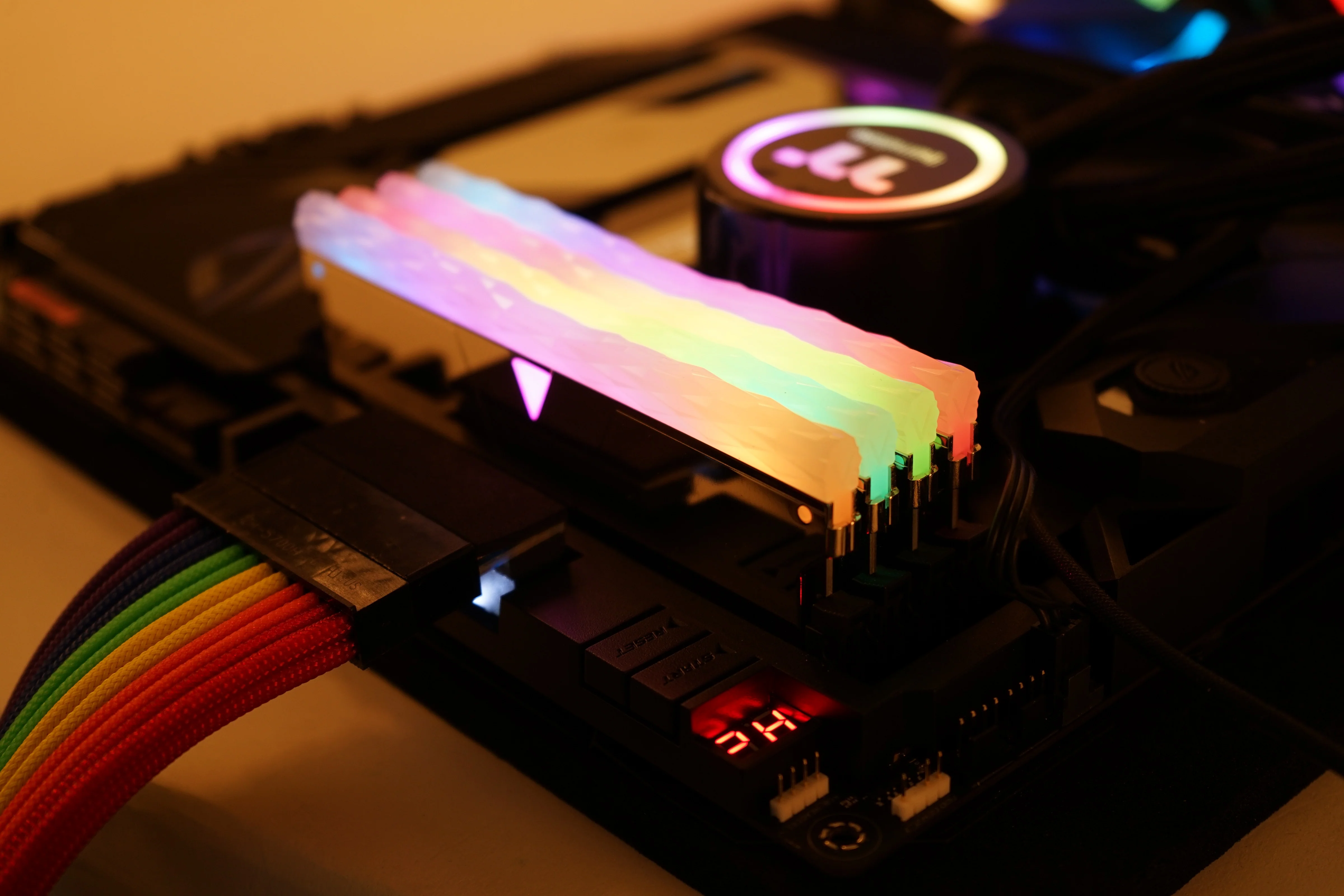 DDR4 | SCC Kit 2+2 Prism Pro RGB | 16GB (8GBx2) | Gaming Memory | U-DIMM - Image 5